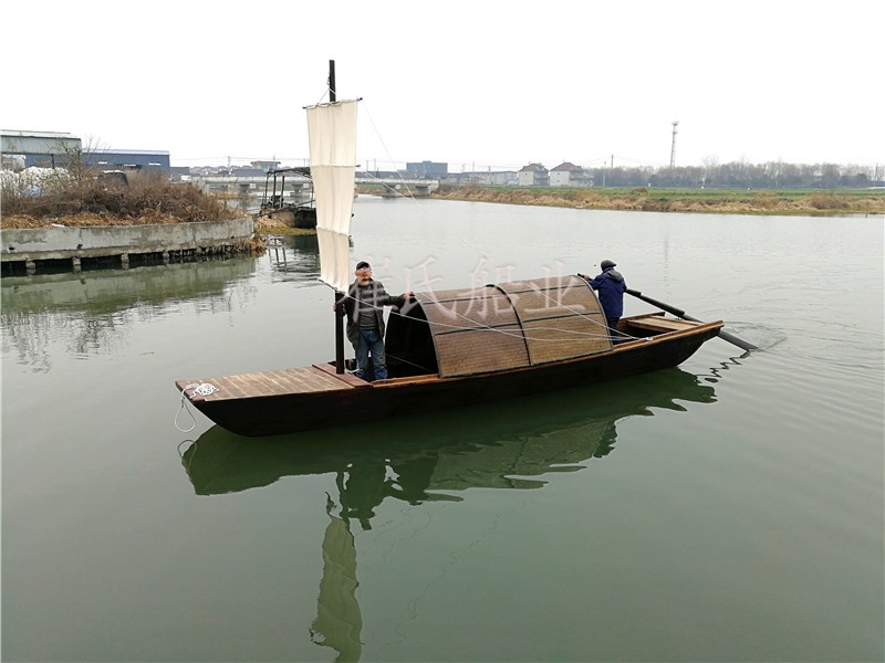 乌篷船